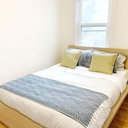 Best Location At Harvard University! 4 Bedroom Apartment! Two Units Available! Cambridge Extérieur photo