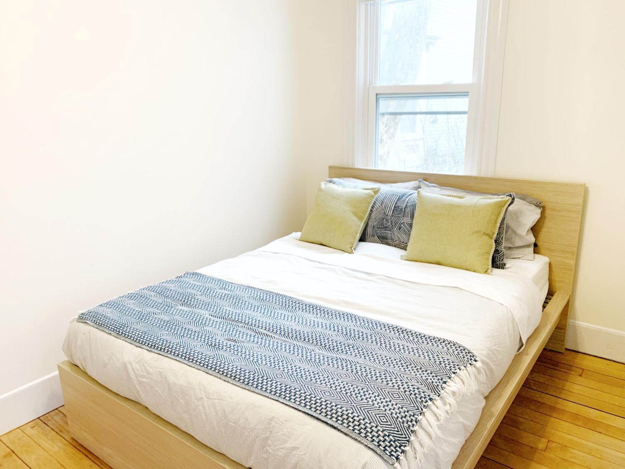 Best Location At Harvard University! 4 Bedroom Apartment! Two Units Available! Cambridge Extérieur photo